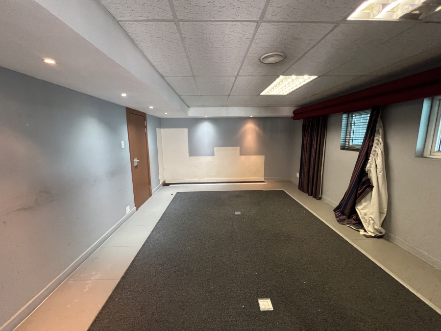 Commercial Property for Sale in Beaconvale Western Cape